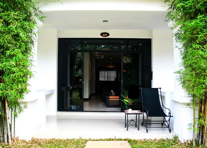 Palm Grove Resort, Pattaya
