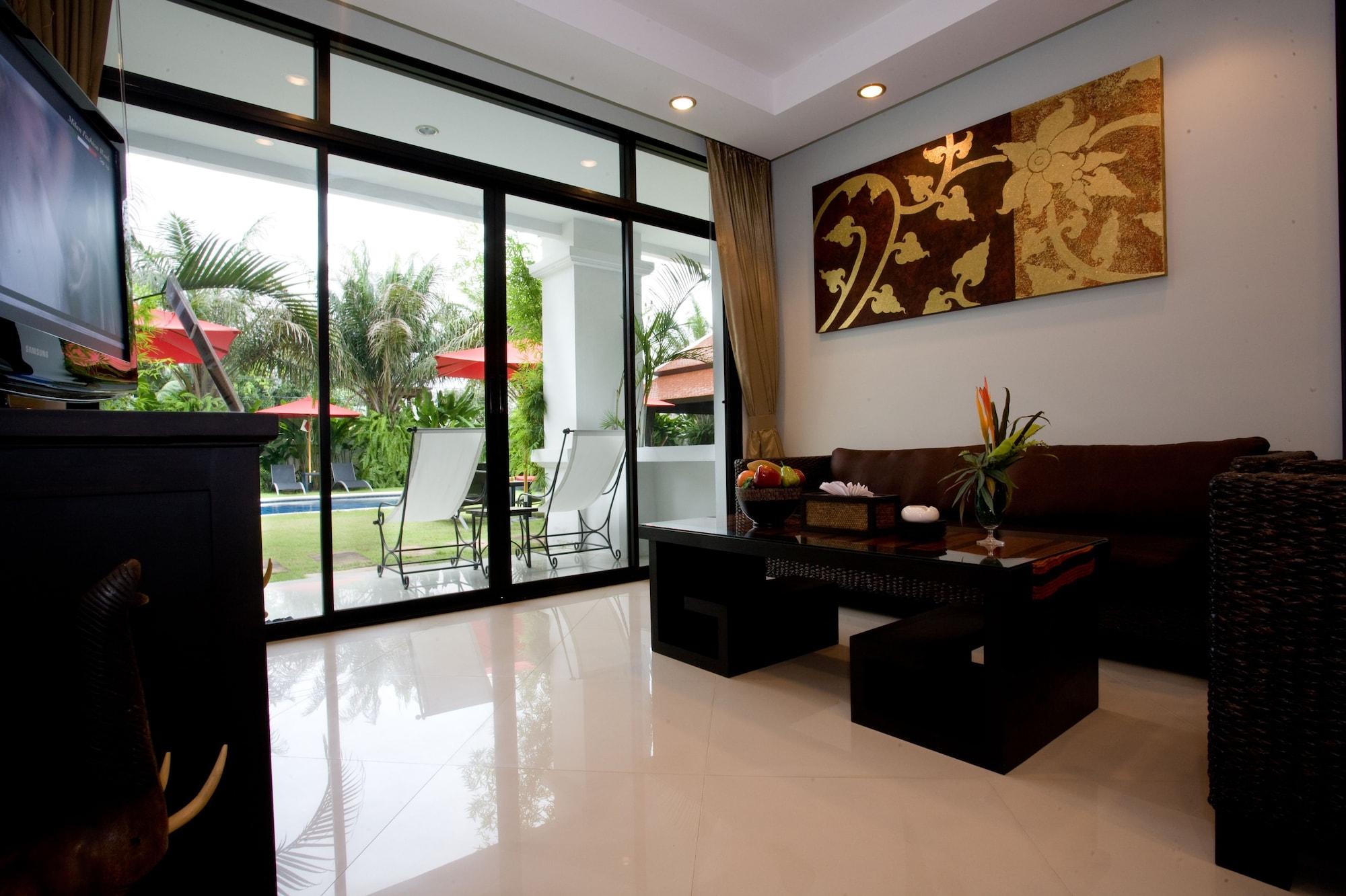 Palm Grove Resort, Pattaya Tempat peranginan 4*
